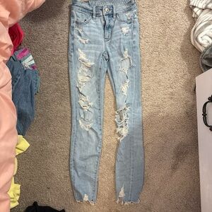 American Eagle Outfitters Light Wash Distressed Skinny Jeans